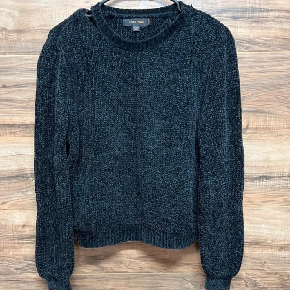 Love Tree medium black‎ sweater